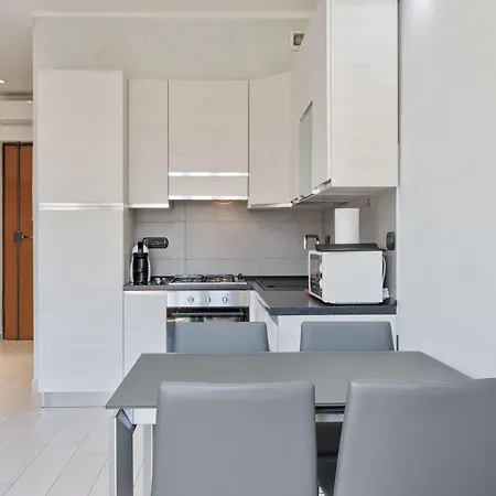 Tribunale & Porta Susa Flat 公寓 *