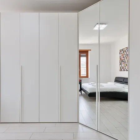 Tribunale & Porta Susa Flat 公寓 *