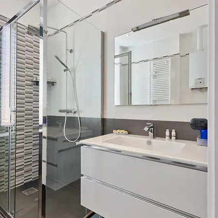 Tribunale & Porta Susa Flat